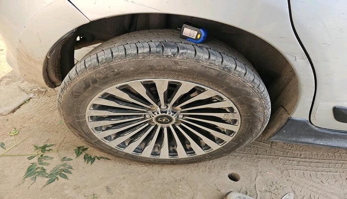 2019 Maruti Swift VXI, Petrol, Manual, 1,12,299 km, tyre