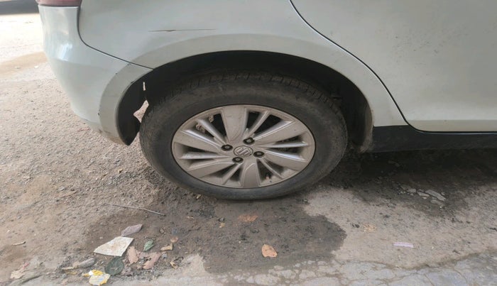 2015 Maruti Swift ZDI, Diesel, Manual, 1,78,164 km, tyre