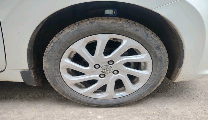 2023 Maruti Baleno  ZETA CNG 1.2L, Petrol, Manual, 25,181 km, tyre