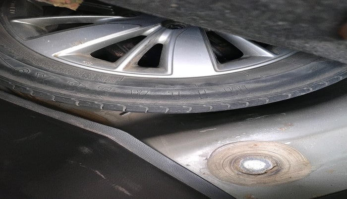 2014 Maruti Swift ZDI, Diesel, Manual, 89,848 km, tyre