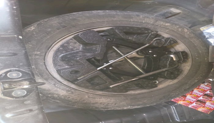 2021 Tata PUNCH ADVENTURE MT, Petrol, Manual, 50,570 km, tyre