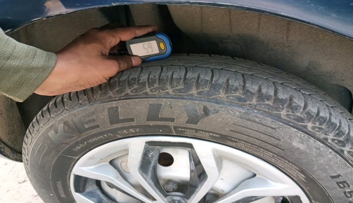 2019 Maruti Swift LXI, Petrol, Manual, 79,282 km, tyre