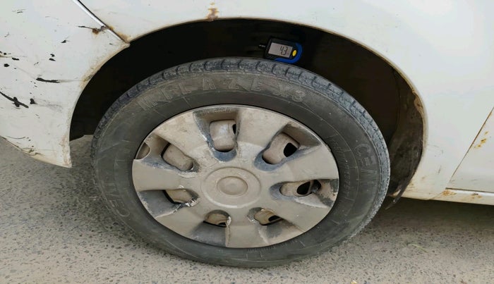 2010 Maruti Wagon R 1.0 LXI, Petrol, Manual, 1,10,228 km, tyre