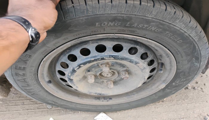 2014 Honda Amaze 1.5L I-DTEC S, Diesel, Manual, 1,45,469 km, tyre