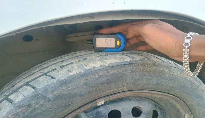 2016 Maruti Wagon R 1.0 VXI, Petrol, Manual, 1,86,750 km, tyre