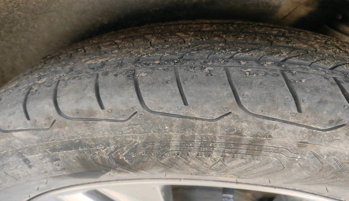 2021 KIA SELTOS HTX 1.5 PETROL, Petrol, Manual, 80,859 km, tyre