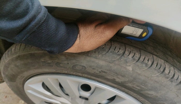 2024 Maruti Swift LXi, Petrol, Manual, 15,637 km, tyre