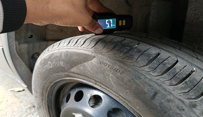 2021 Tata PUNCH ADVENTURE MT, Petrol, Manual, 28,497 km, tyre