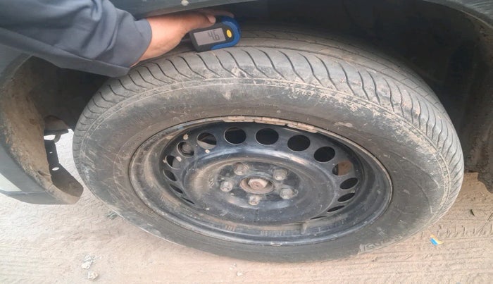 2019 Maruti Vitara Brezza VDI, Diesel, Manual, 1,28,489 km, tyre