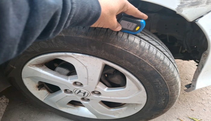 2015 Honda City 1.5L I-VTEC VX CVT, Petrol, Automatic, 88,315 km, tyre