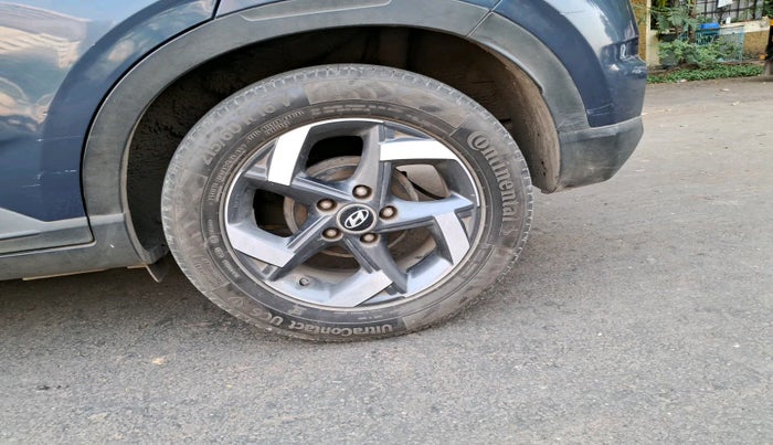 2020 Hyundai VENUE SX 1.0 TURBO IMT, Petrol, Manual, 1,38,405 km, tyre