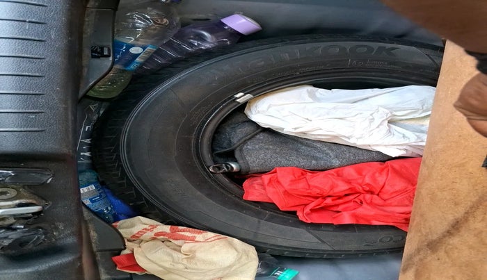 2020 Hyundai VENUE SX 1.0 TURBO IMT, Petrol, Manual, 1,38,405 km, tyre