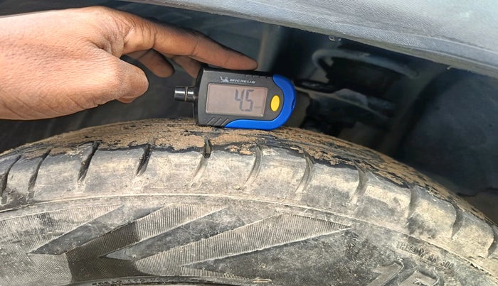 2018 Renault Kwid RXT 0.8 (O), Petrol, Manual, 84,595 km, tyre