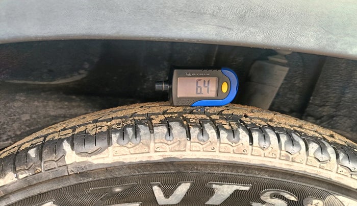 2018 Renault Kwid RXT 0.8 (O), Petrol, Manual, 84,595 km, tyre