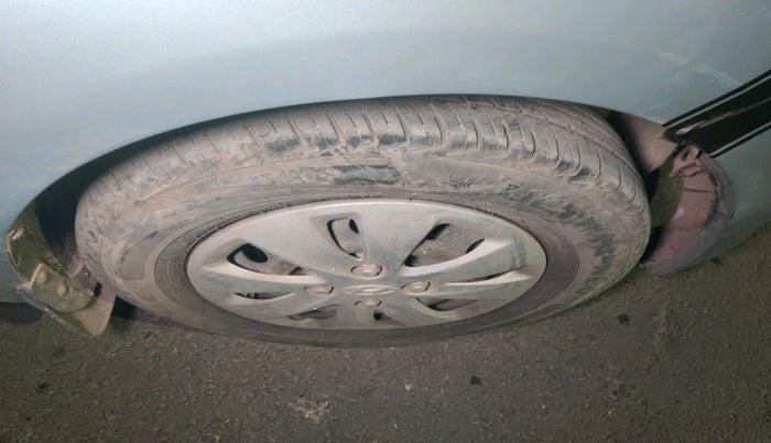 2011 Hyundai i10 SPORTZ (O) 1.2, Petrol, Manual, 63,485 km, tyre