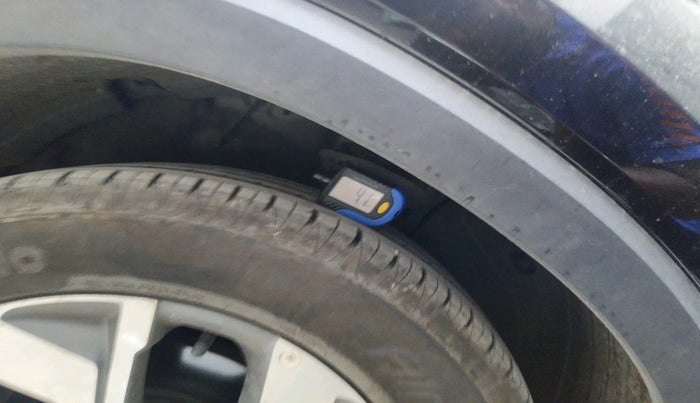 2023 KIA SONET HTX 1.0 DCT, Petrol, Automatic, 25,165 km, tyre