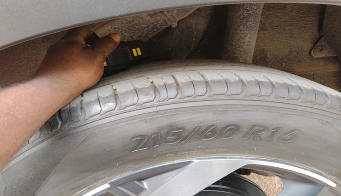 2019 Hyundai VENUE SX PLUS 1.0 TURBO DCT, Petrol, Automatic, 21,063 km, tyre