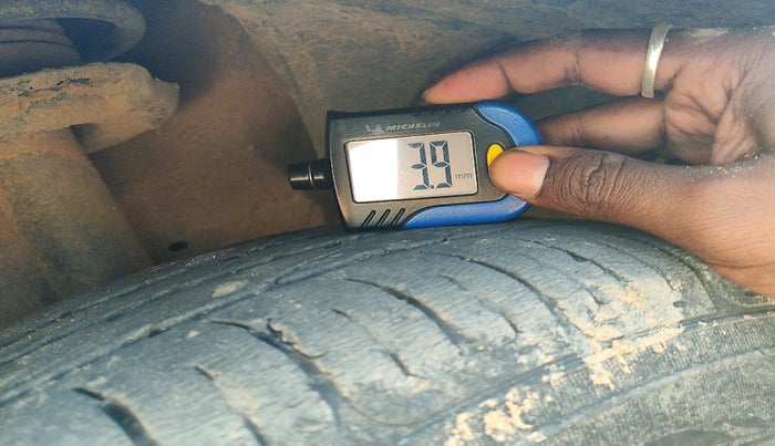 2017 Tata Zest XM 75PS DIESEL, Diesel, Manual, 1,09,441 km, tyre