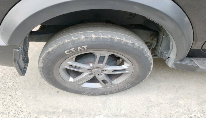 2021 Mahindra Thar LX PETROL HT 4WD AT, Petrol, Automatic, 57,007 km, tyre