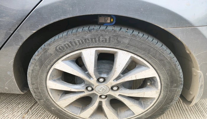 2017 Hyundai Verna 1.6 VTVT SX AT, Petrol, Automatic, 84,717 km, tyre