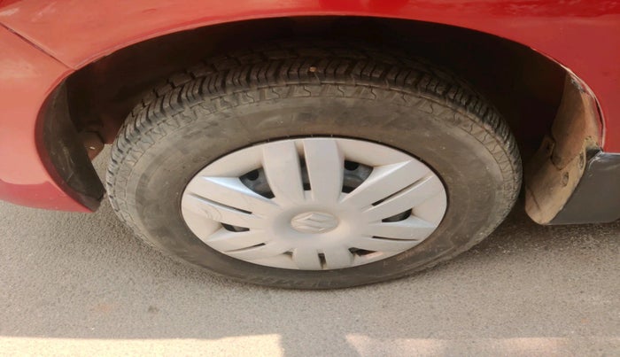 2017 Maruti Alto 800 LXI, Petrol, Manual, 15,244 km, tyre