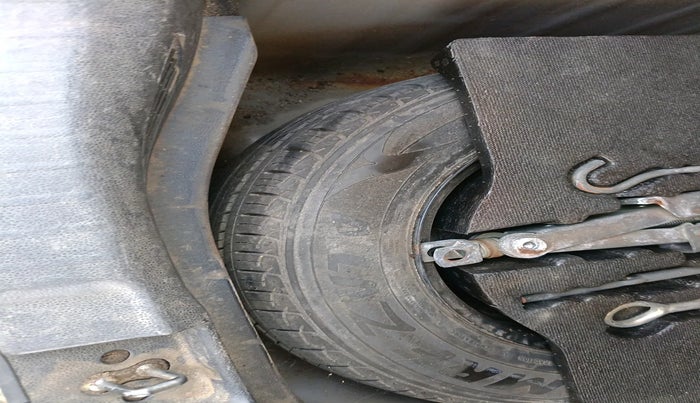 2015 Honda Jazz 1.2L I-VTEC V, Petrol, Manual, 65,757 km, tyre