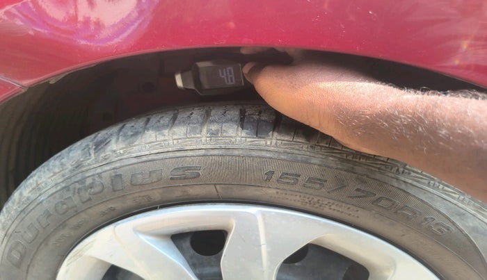 2017 Hyundai Eon MAGNA +, Petrol, Manual, 14,401 km, tyre