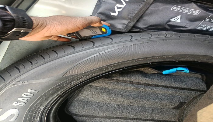 2023 KIA SELTOS HTK PLUS 1.5 IMT, Petrol, Manual, 12,195 km, tyre