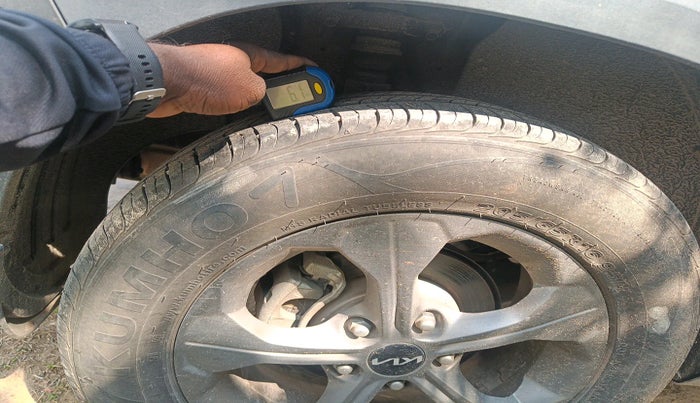 2023 KIA SELTOS HTK PLUS 1.5 IMT, Petrol, Manual, 12,195 km, tyre