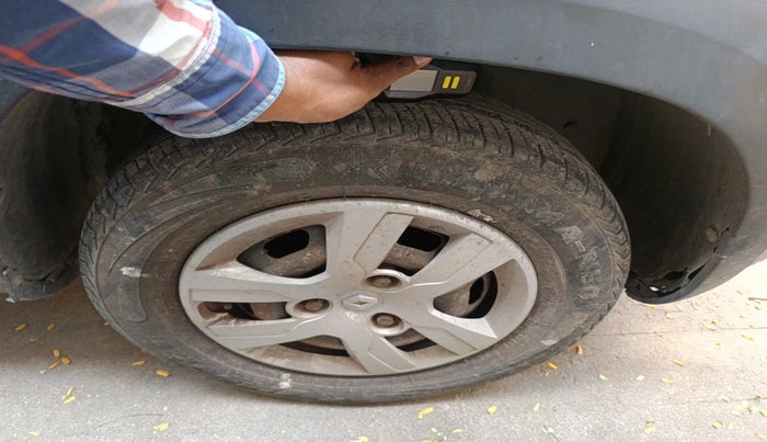 2017 Renault Kwid RXT 1.0 AMT, Petrol, Automatic, 46,534 km, tyre