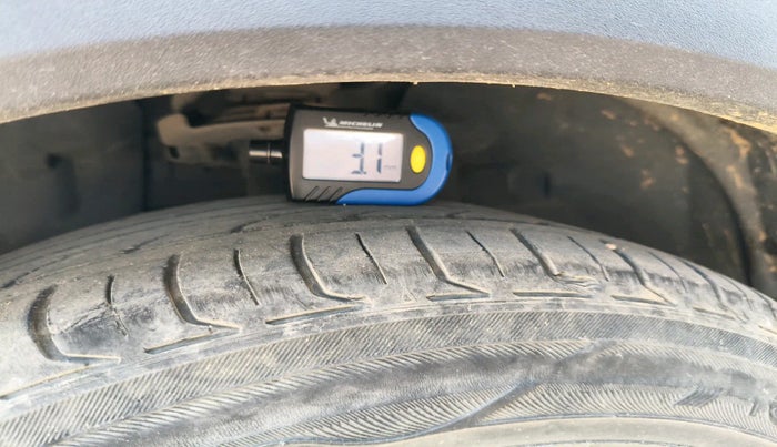 2019 Ford FREESTYLE TITANIUM 1.2 PETROL, Petrol, Manual, 88,000 km, tyre