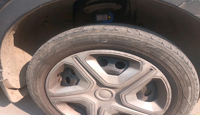 2018 Tata NEXON XM DIESEL, Diesel, Manual, 1,22,774 km, tyre