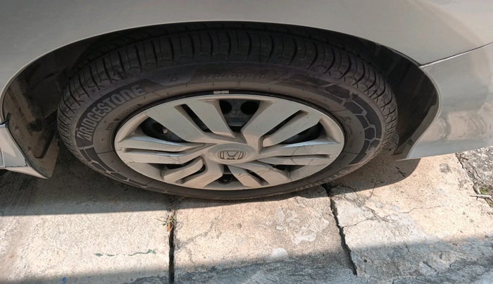 2015 Honda City 1.5L I-VTEC SV CVT, Petrol, Automatic, 44,265 km, tyre