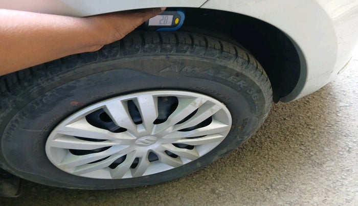 2018 Maruti Dzire VXI, Petrol, Manual, 42,861 km, tyre