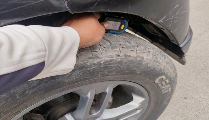 2018 Mahindra Scorpio S11 2WD, Diesel, Manual, 92,148 km, tyre