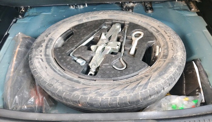 2020 Maruti S Cross ZETA 1.5, Petrol, Manual, 60,747 km, tyre