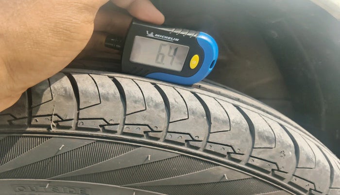 2016 Maruti Swift VDI (O), Diesel, Manual, 1,28,977 km, tyre