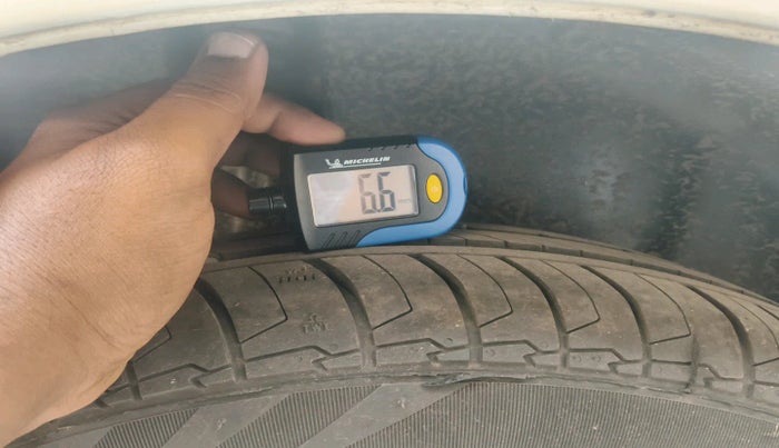 2016 Maruti Swift VDI (O), Diesel, Manual, 1,28,977 km, tyre