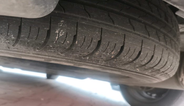 2023 KIA CARENS PRESTIGE 1.5 DIESEL IMT 7 STR, Diesel, Manual, 18,618 km, tyre