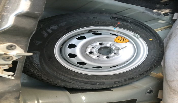 2022 Tata Tiago XZ PLUS PETROL, Petrol, Manual, 49,232 km, tyre