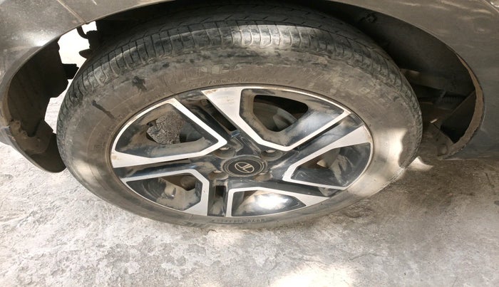 2022 Tata Tiago XZ PLUS PETROL, Petrol, Manual, 49,232 km, tyre