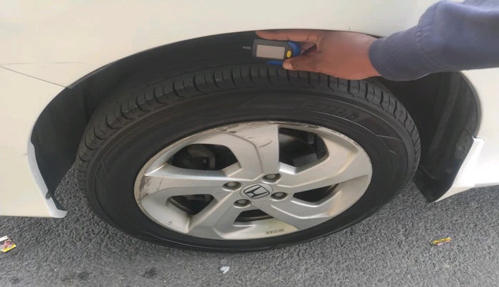 2015 Honda City 1.5L I-VTEC V MT, Petrol, Manual, 63,340 km, tyre