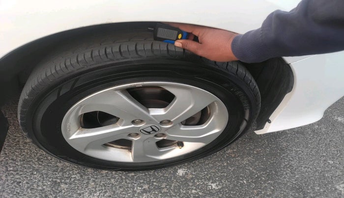 2015 Honda City 1.5L I-VTEC V MT, Petrol, Manual, 63,340 km, tyre