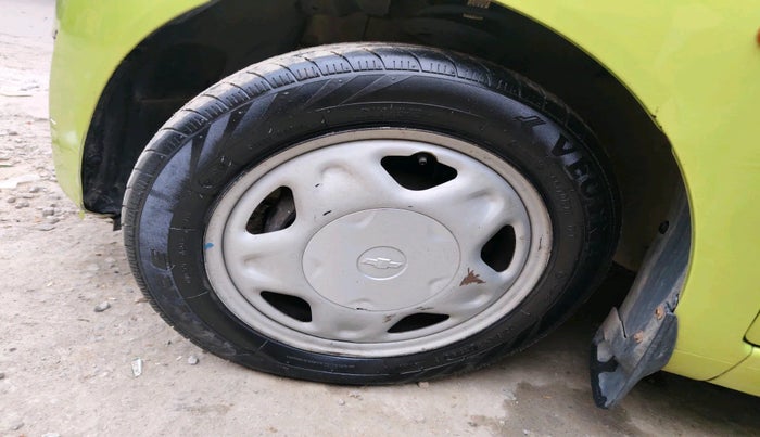 2011 Chevrolet Beat LS PETROL, Petrol, Manual, 48,183 km, tyre