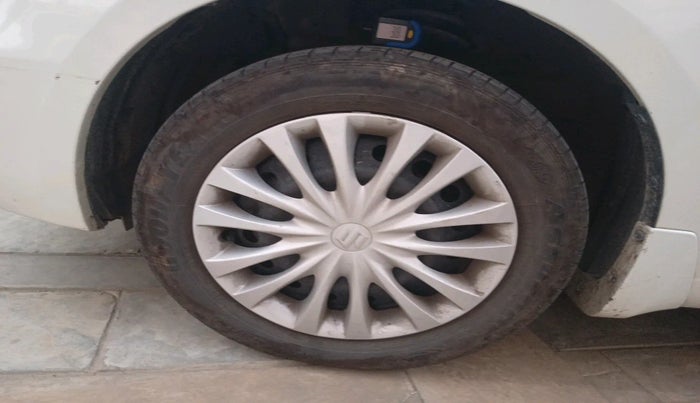 2024 Maruti Ciaz SIGMA 1.5 SHVS MT  PETROL, Petrol, Manual, 35,967 km, tyre