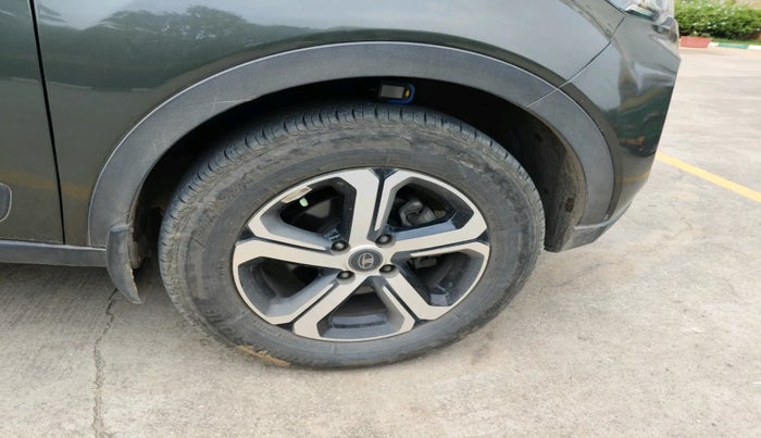 2023 Tata NEXON XZ PLUS DIESEL (L), Diesel, Manual, 33,859 km, tyre