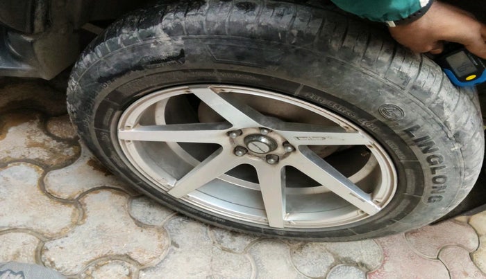 2021 Mahindra Scorpio S5, Diesel, Manual, 38,278 km, tyre