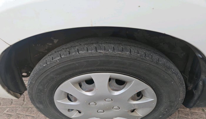 2017 Maruti Alto 800 LXI, Petrol, Manual, 65,936 km, tyre