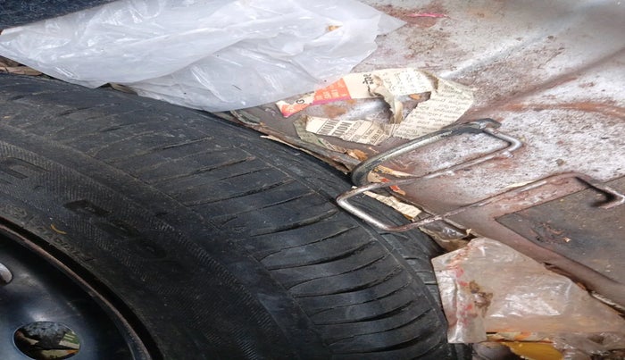 2011 Tata Indigo ECS LX CR4, Diesel, Manual, 1,03,484 km, tyre