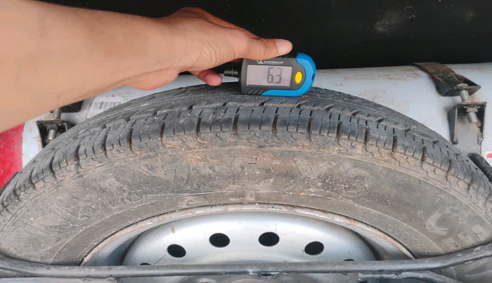 2020 Maruti New Wagon-R LXI CNG 1.0, Petrol, Manual, 1,06,399 km, tyre